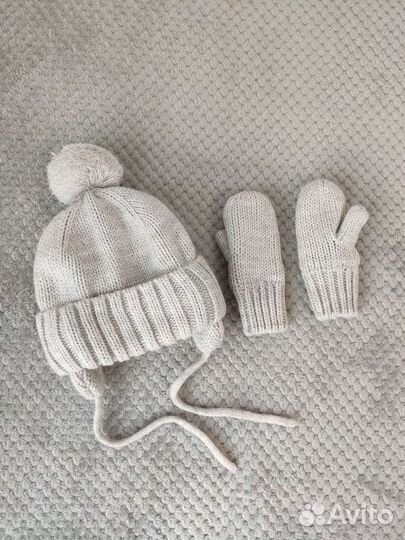 Комплект шапка, варежки