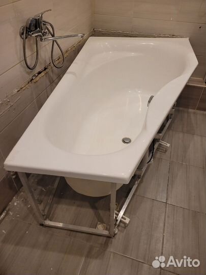 Ванна акриловая Aquatek 169см