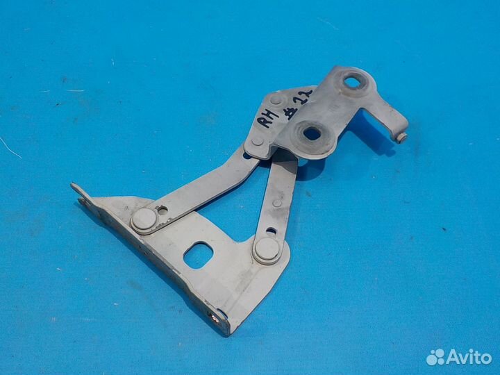 Петля капота правая land rover Range Rover Vogue 3