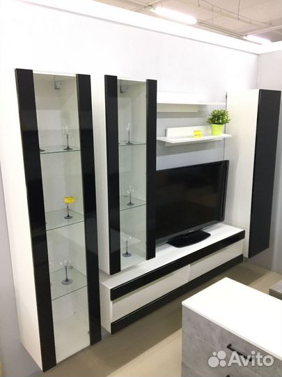 Стильная гостиная Флорис