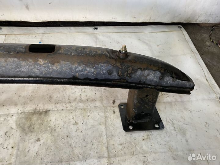 Усилитель заднего бампера Peugeot 307 SW