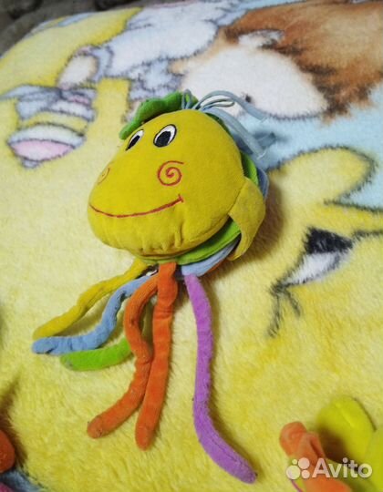 Развивающие игрушки пакетом