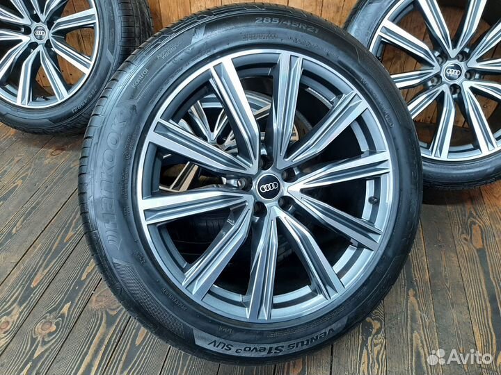 Оригинальные колеса r21 Audi Q8