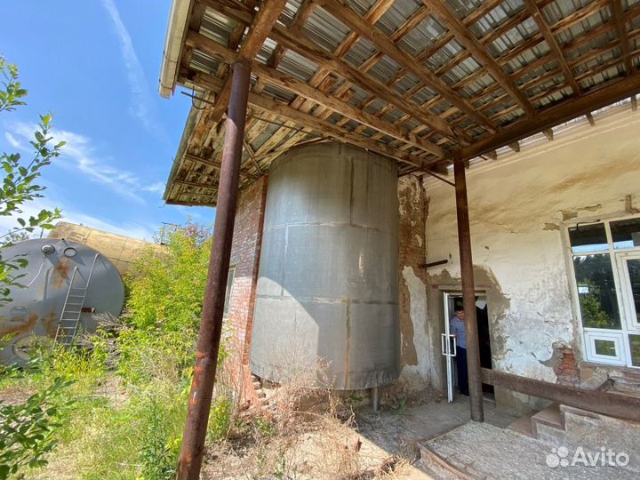 Емкости вертикальные нержавеющие, 25м3