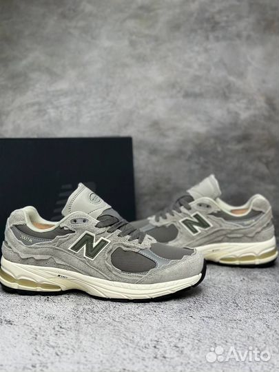 Кроссовки New Balance 2002R