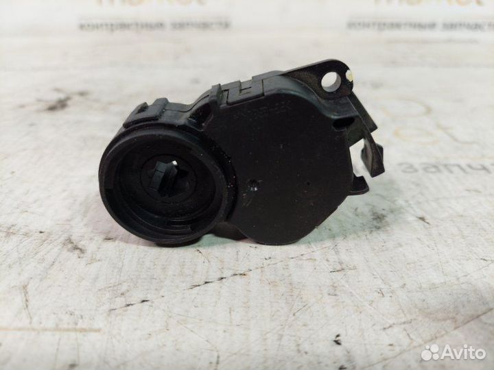 Моторчик заслонки печки Nissan X-Trail T32 2 2015