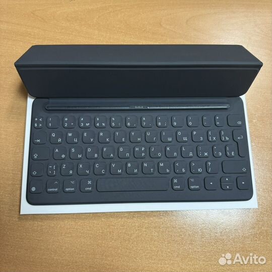 Apple SMART Keyboard for 10.5-inch iPad Pro