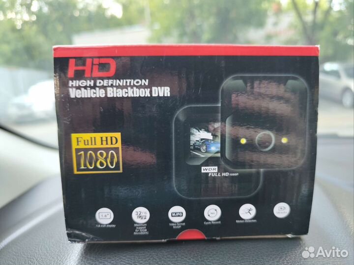 Автомобильный видеорегистратор TDS / full HD