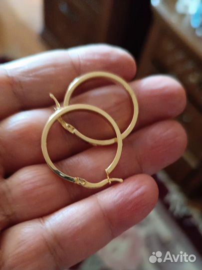 Золотые серьги 585 cartier