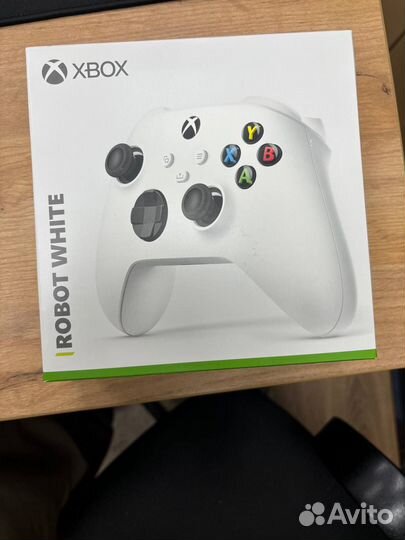 Xbox controller Robot White