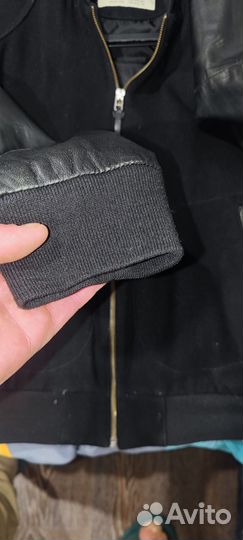 Мужской кожаный бомбер