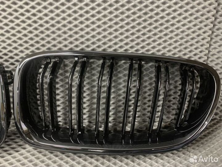 Решетка радиатора BMW F10 F18, M стиль, глянец