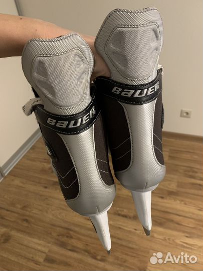 Хоккейные коньки Bauer Vapor II