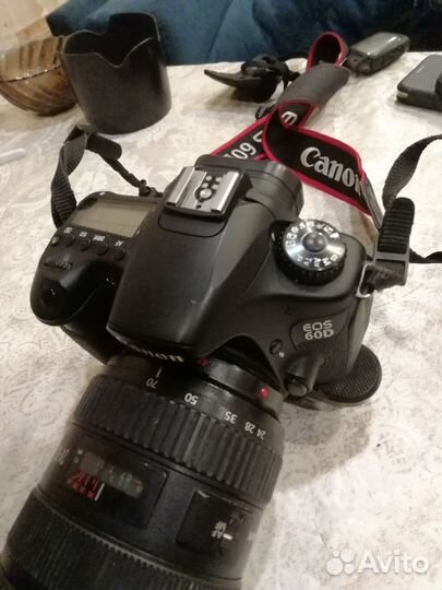 Зеркальный фотоаппарат Canon eos 60D