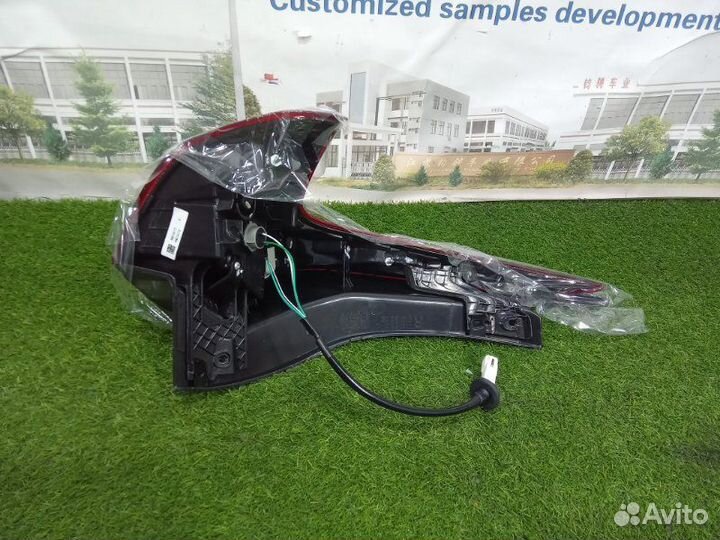 Фонарь задний правый Mitsubishi Eclipse Cross GK