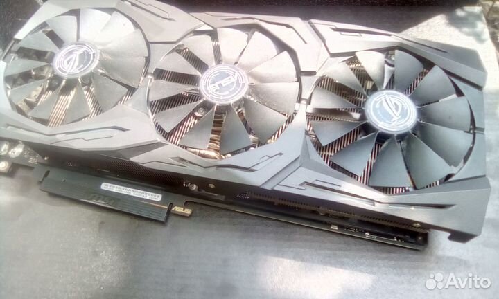 Asus - strix - RTX2070 - A8G - gaming