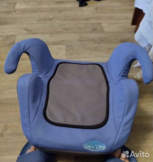 Автокресло бустер