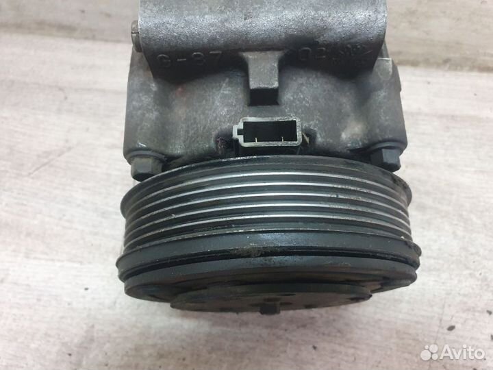 Компрессор кондиционера Mazda Tribute I (2000—2004