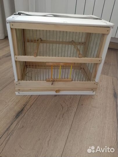 Клетка для птиц из дерева