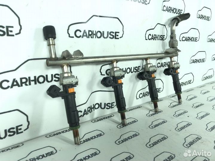 Рампа с форсунками Opel Astra H Z18XER