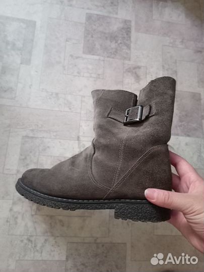 Полусапожки женские зимние 36