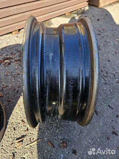 Штампованные диски r15