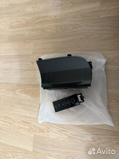 Монитор mercedes 221