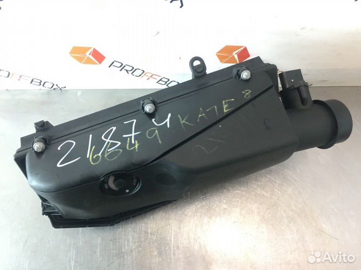 Корпус воздушного фильтра Mercedes C-Class W203