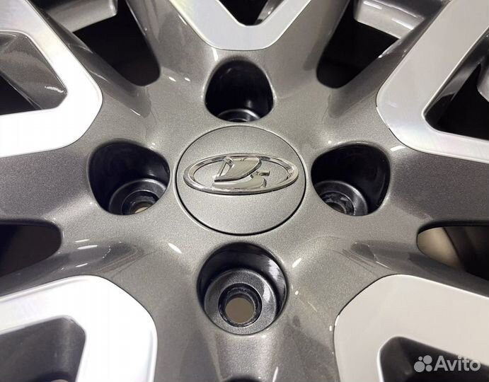 Новые литые диски для LADA Granta Cross SW R15