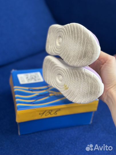 Кроссовки сказка 22