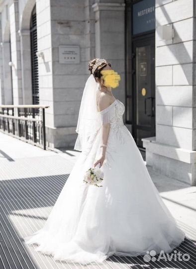 Платье свадебное