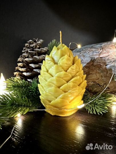 Свеча интерьерная шишка из пчелиного воска