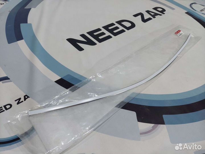 Молдинг двери передний левый Kia Sorento Prime UM