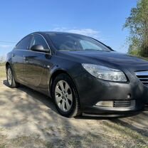 Opel Insignia 2.0 AT, 2009, 235 000 км, с пробегом, цена 630 000 руб.