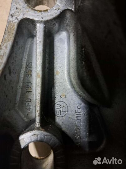 Кронштейн подушки двигателя левый ауди а6 с6