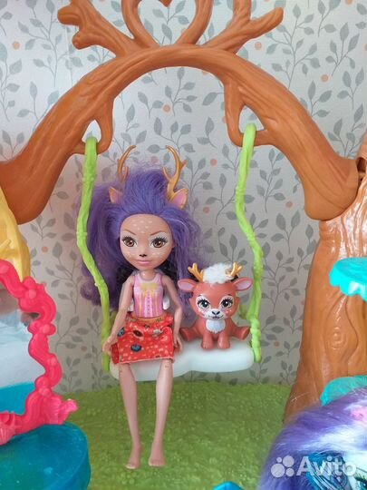 Домик Панды + 6 кукл Энчантималс