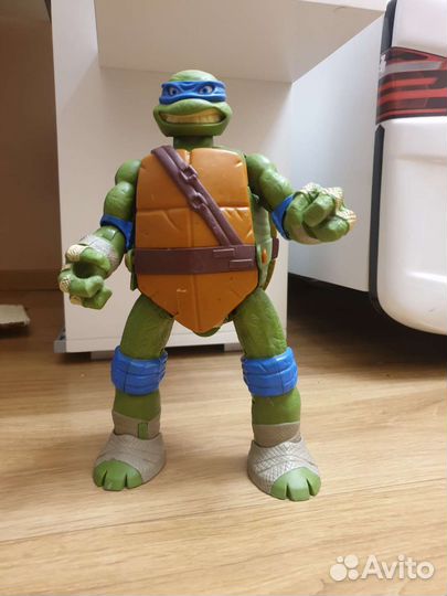 Черепашка-ниндзя Nickelodeon tmnt Leonardo