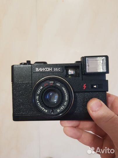 Плёночный фотоаппарат