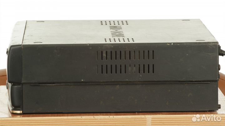 Видеомагнитофон sharp VC-M2E Ri