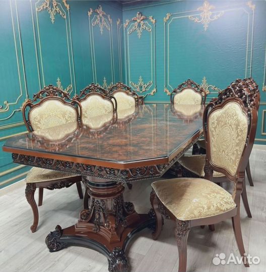 Кухонный стол со стульями на кухню