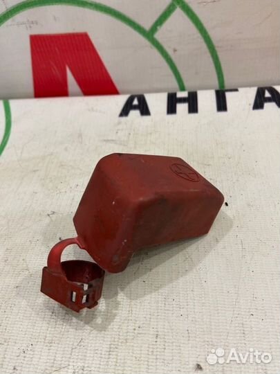 Крышка клеммы Toyota Avensis T25 1zzfe 2008