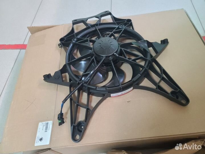 Вентилятор радиатора BRP Maverick X3 709200588