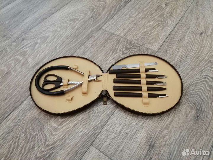 Маникюрный набор для ногтей