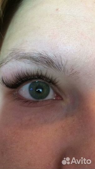 Наращивание ресниц, волос, плетение кос