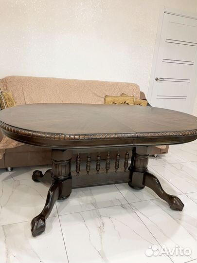 Стол ручной работы И стулья