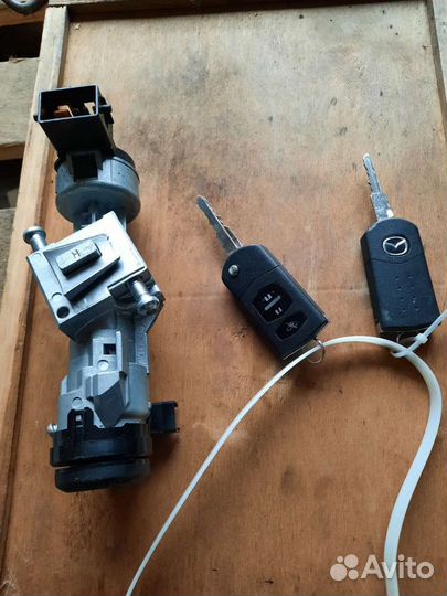 Mazda 3 bl замок зажигания с ключами