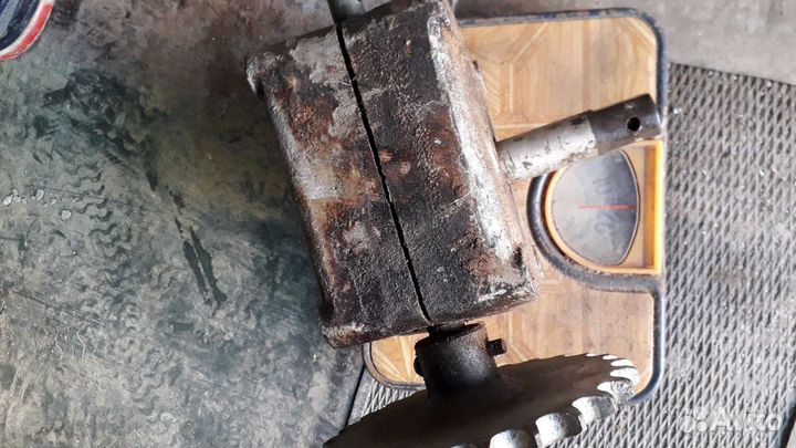 Шестерня с редуктором