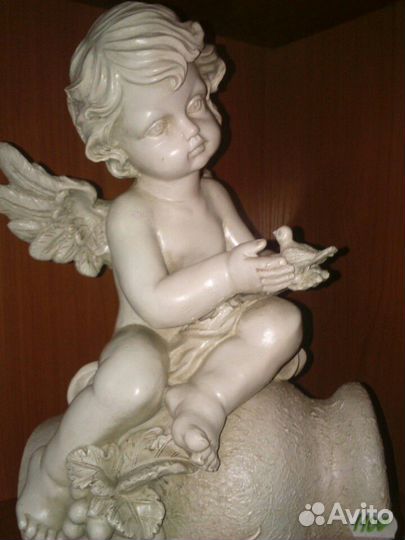 Статуэтки,вазы для интерьера