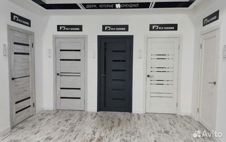 Двери межкомнатные с коробкой новые