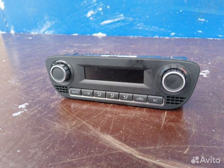 Блок управления климат-контролем Volkswagen Polo 5